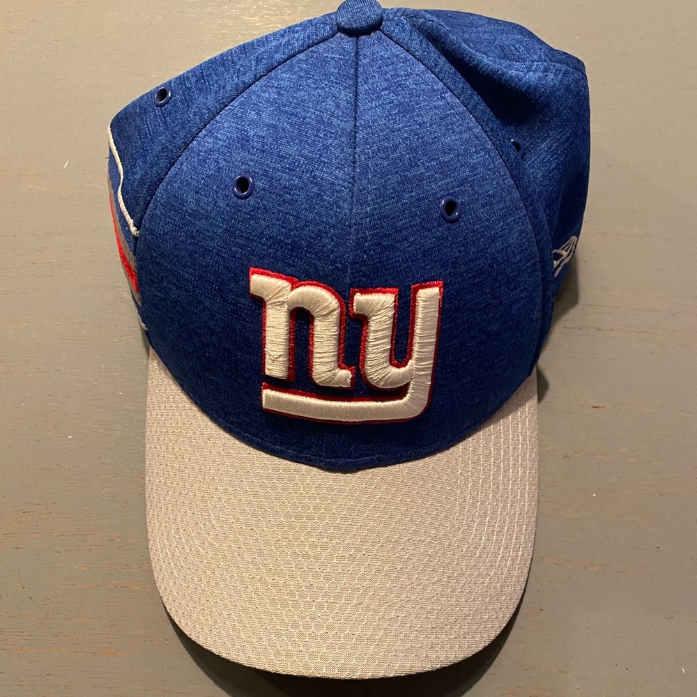 NY Giants official sideline hat